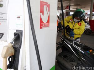 Pertamina Masih Mau Tahan Harga BBM Meski Keuangannya Defisit Parah?