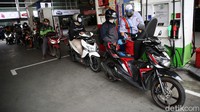 Minyak Meroket, Indonesia Dibayang-bayangi Kenaikan Harga BBM