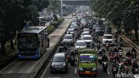 Jakarta Macet Lagi, Siap Transisi ke Endemi?