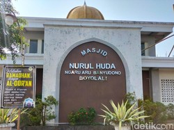 Maling di Masjid Boyolali Terekam CCTV, yang Digondol Mengejutkan