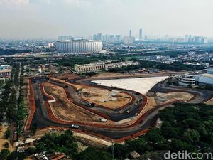 Suara-suara Penolakan Interpelasi Formula E yang Digagas PDIP-PSI Suara-suara Penolakan Interpelasi Formula E yang Digagas PDIP-PSI