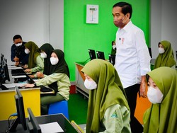 Jokowi Puji Prokes di Ponpes API Magelang Layak Dicontoh, Seperti Apa?