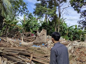 Pencairan DTH Korban Pergerakan Tanah di Lebak Terkendala Sistem Pencairan DTH Korban Pergerakan Tanah di Lebak Terkendala Sistem