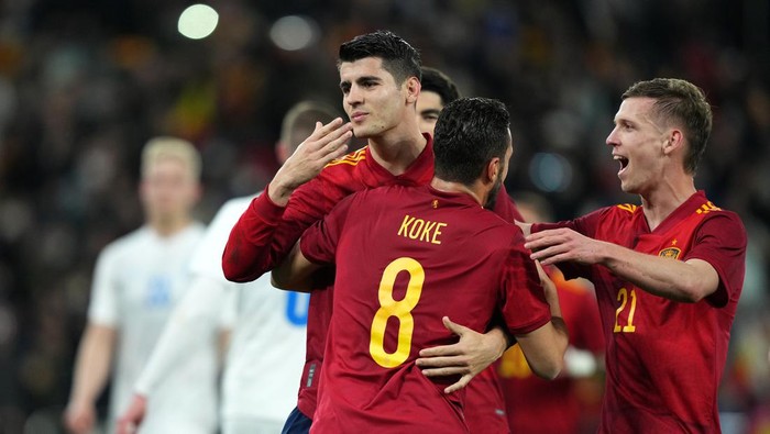 LA CORUNA, SPAIN - MARCH 29: Alvaro Morata of Spain celebrates after scoring their teams second goal during the international friendly match between Spain and Iceland at Riazor Stadium on March 29, 2022 in La Coruna, Spain. (Photo by Juan Manuel Serrano Arce/Getty Images)