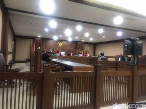 Terdakwa Korporasi Jiwasraya Dituntut Bayar Denda Rp 75 Miliar! Terdakwa Korporasi Jiwasraya Dituntut Bayar Denda Rp 75 Miliar!