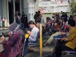 Antusiasme Warga Sukoharjo Berburu Vaksin Booster agar Bisa Mudik