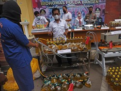 Ketahuan Deh! Ada Minyak Goreng Curah Dibungkus Kemasan Premium