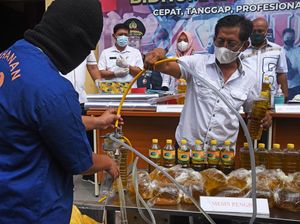 Gegara Jual Minyak Goreng Curah dalam Kemasan, Pria Ini Ditangkap