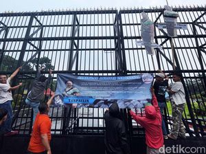 Aliansi Mahasiswa Lingkar Nusantara Geruduk DPR