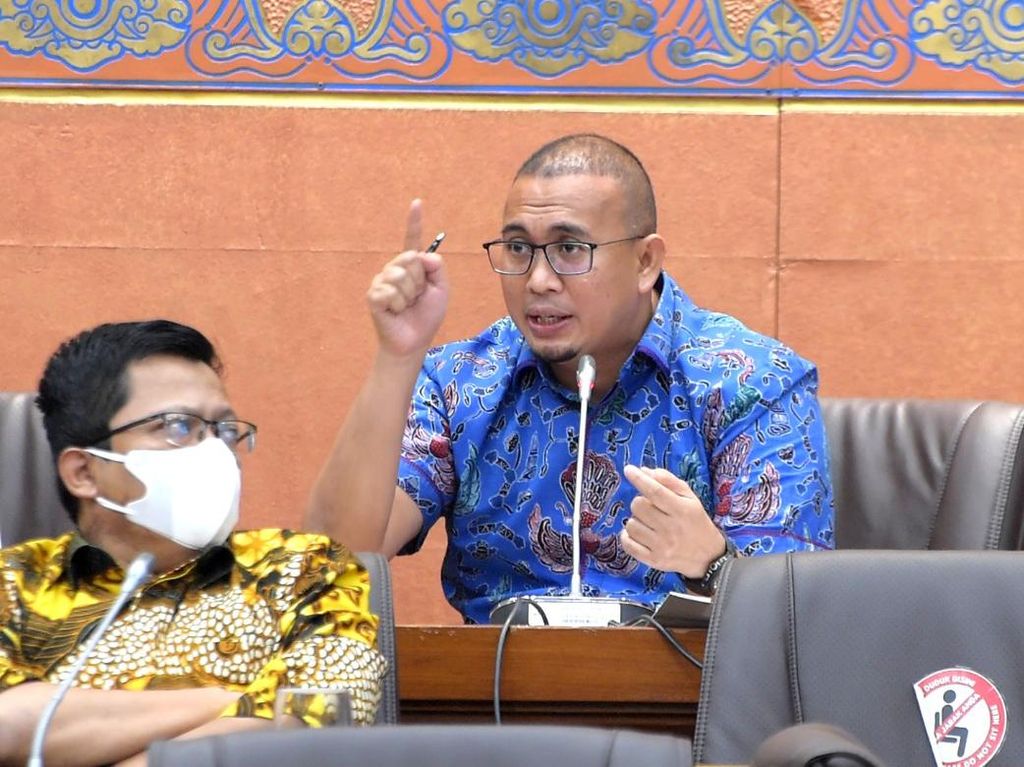 Andre Rosiade Minta Menteri PUPR Awasi Tender Proyek Jalan di Aceh