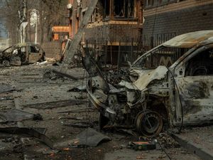 Rudal-rudal Rusia Hantam Dua Kota di Ukraina Tengah Rudal-rudal Rusia Hantam Dua Kota di Ukraina Tengah