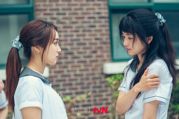 Scrunchie, ikat rambut hits tahun 90-an