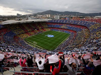 Rekor! Barcelona Kalahkan Real Madrid untuk Urusan Jumlah Penonton