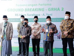 Snapshot: Groundbreaking Grha 2 RSI Surabaya Dihadiri Wapres hingga CT