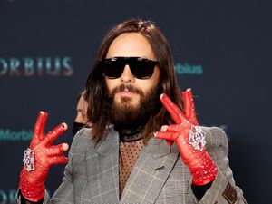 Jared Leto Bantah Dituduh Lakukan Pelecehan ke 9 Wanita Jared Leto Bantah Dituduh Lakukan Pelecehan ke 9 Wanita