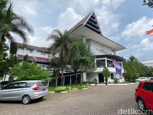 Sorotan DPRD Makassar soal PDAM Putus Kontrak 400 Pegawai Sorotan DPRD Makassar soal PDAM Putus Kontrak 400 Pegawai