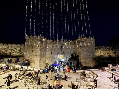 Kota Tua Yerusalem Bersolek Sambut Bulan Ramadan
