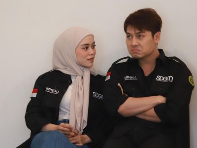 Lesti Kejora Asyik Ngobrol dengan Rizky Billar, Kasih Tanggapan Nggak Ya?