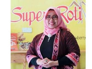 Pantang Menyerah, Ismi Mbak Tul Kini Sukses Berkat Roti Bekatul