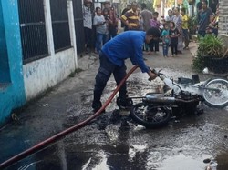 Tak Matikan Mesin Saat Isi Bensin, Motor di Limo Depok Terbakar