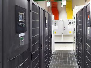 Indonesia Jadi Pasar Seksi untuk Data Center Indonesia Jadi Pasar Seksi untuk Data Center
