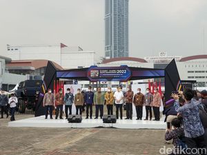 Pameran Otomotif IIMS Hybrid 2022 di JIExpo Resmi Dibuka Pameran Otomotif IIMS Hybrid 2022 di JIExpo Resmi Dibuka