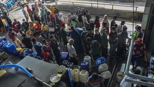 Ramai-ramai Antre Minyak Goreng Curah di Ciamis