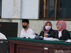 Momen Lucu Soal Test Pack di Sidang Kasus Aborsi Bripda Randy