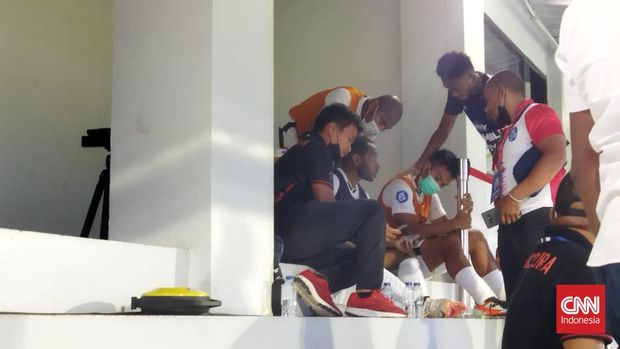 Pemain Persipura sedih usai degradasi ke Liga 2, Kamis (31/3)
