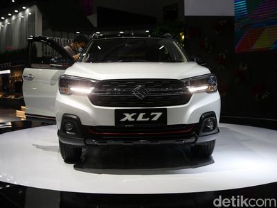 Tampang Sporty Suzuki XL7 Alpha FF