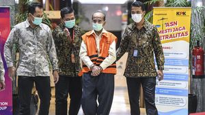 Tengok Lagi Penampakan Annas Maamun yang Kembali Pakai Rompi KPK