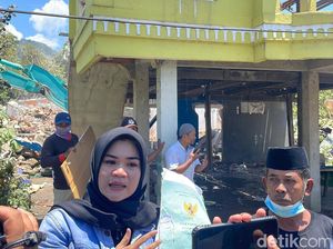 Warga di Enrekang Pingsan Gegara Kekeh Tolak Eksekusi Lahan Warga di Enrekang Pingsan Gegara Kekeh Tolak Eksekusi Lahan