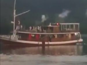 Ingat Kasus Petasan di TN Komodo? Guide Berujung Dibui Ingat Kasus Petasan di TN Komodo? Guide Berujung Dibui
