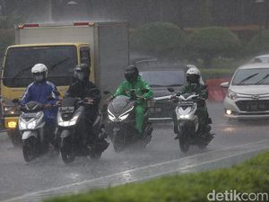 Peringatan Dini BMKG Makassar: 8 Wilayah di Sulsel Hujan Lebat Malam Ini Peringatan Dini BMKG Makassar: 8 Wilayah di Sulsel Hujan Lebat Malam Ini
