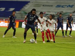 Arema Kesal Carlos Fortes Sudah Diumumkan Gabung PSIS