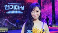 8 Potret Gong Hyo Jin, Pacar Kevin Oh yang Dapat Karangan Bunga Son Ye Jin
