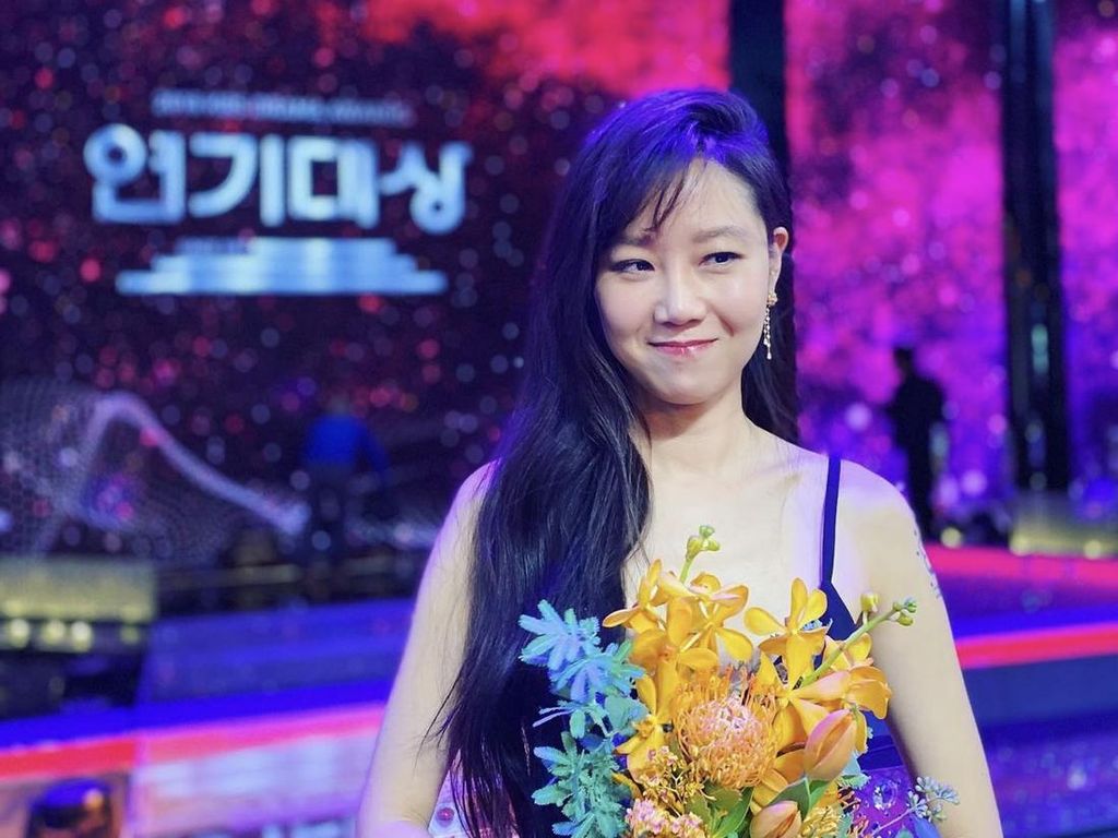 Gong Hyo Jin Pamer Foto Suami, Netizen Sebut Pengantin Baru Bucin Gong Hyo Jin Pamer Foto Suami, Netizen Sebut Pengantin Baru Bucin
