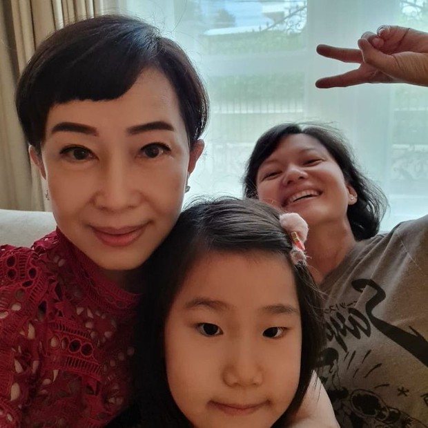 Grace bersama sang ibu/Foto: Instagram/gtahirs Grace bersama sang ibu/Foto: Instagram/gtahirs
