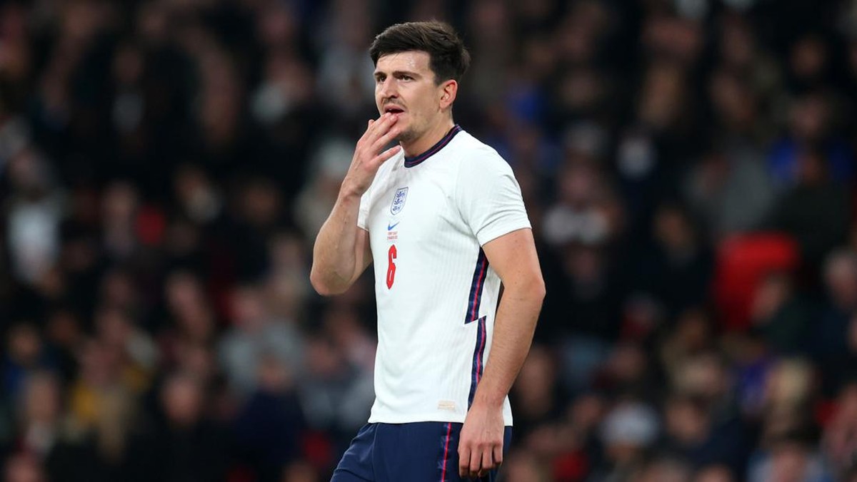 Harry Maguire dicemooh fans Timnas Inggris. (Foto: Getty Images/Catherine Ivill)