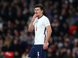 Brendan Rodgers Pertanyakan Cemoohan Fans Inggris ke Maguire