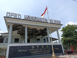 Perbaikan Kantor DPRD Blitar yang Rusak Karena Gempa Butuh Dana Rp 1,3 M