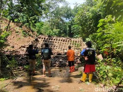 Rumahnya Tertimpa Longsor, Nenek di Kulon Progo Tewas