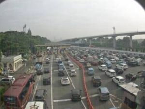 Kemacetan Terjadi di Tol Jagorawi hingga Tol Dalam Kota Pagi Ini