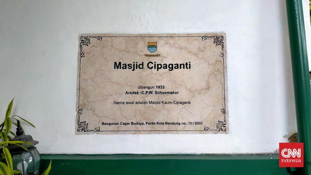 Masjid Besar Cipaganti Bandung. CNN Indonesia/Huyogo Simbolon