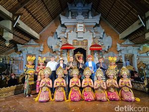 Memamerkan Kekayaan Alam dan Budaya Bali pada Dubes Rumania Memamerkan Kekayaan Alam dan Budaya Bali pada Dubes Rumania