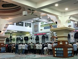 Bacaan Bilal Tarawih 20 Rakaat dan 3 Witir Lengkap untuk Persiapan Ramadan