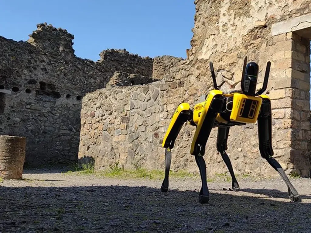 Robot Anjing Jadi Penjaga Reruntuhan Kota Kuno di Italia