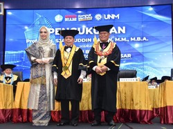 Waket MPR RI Syarief Hasan Dikukuhkan Sebagai Profesor di UNM