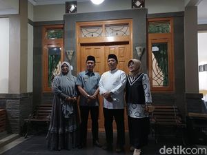Dadang-Sahrul Gunawan Temui Mantan Bupati Bandung, Bahas Apa? Dadang-Sahrul Gunawan Temui Mantan Bupati Bandung, Bahas Apa?