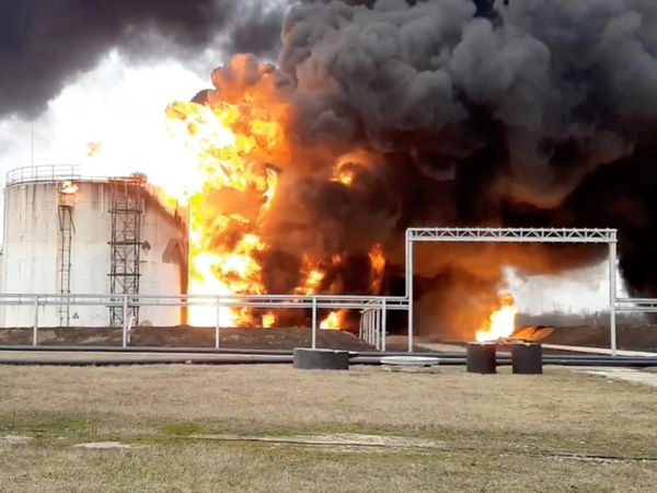 Diserang Militer Ukraina, Depot BBM Rusia Terbakar